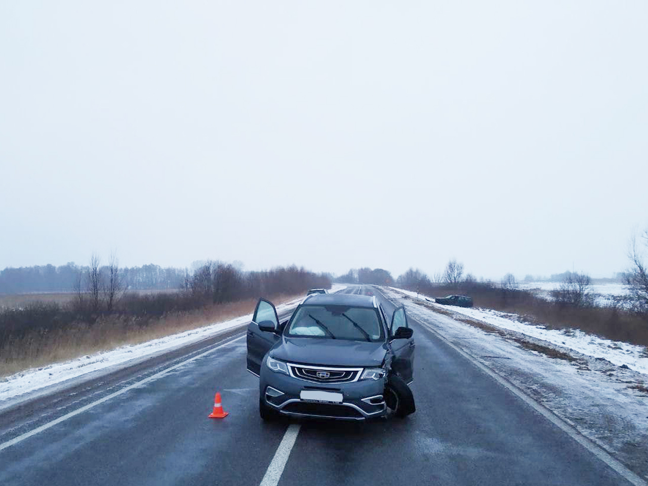 лоб в лоб столкнулись два авто